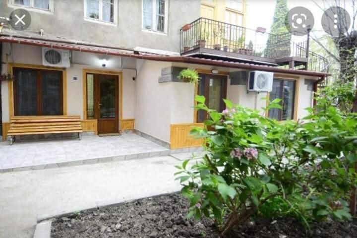 Михаил 1 Tbilisi Ngoại thất bức ảnh